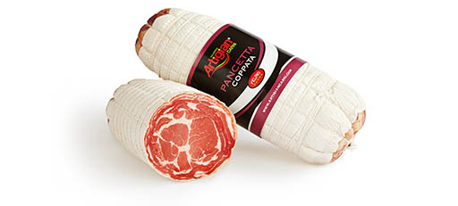Interi-ridimensionati_0005_pancetta.coppata_intero Pancetta coppata intera: specialità salumiera artigianale per affettati di alta qualità e gastronomie - Artigian Carni a Felino Parma
